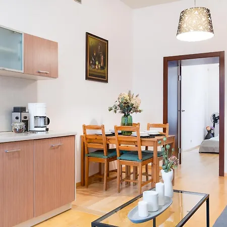 Przytulnie I Naturalnie — Balkon